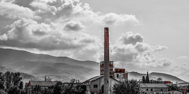 factory-2743167_640