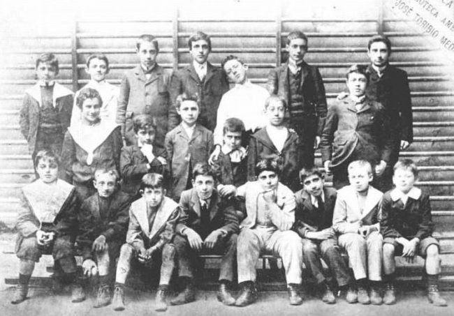 Alumnos_del_Instituto_Nacional_de_Chile_1901