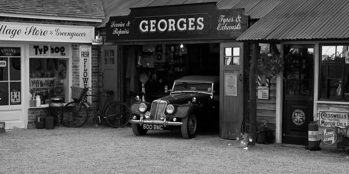 vintage-car-376539_1280